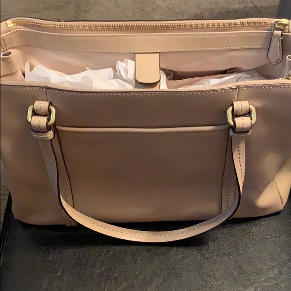 Coach 👜 - Picture 2 of 5